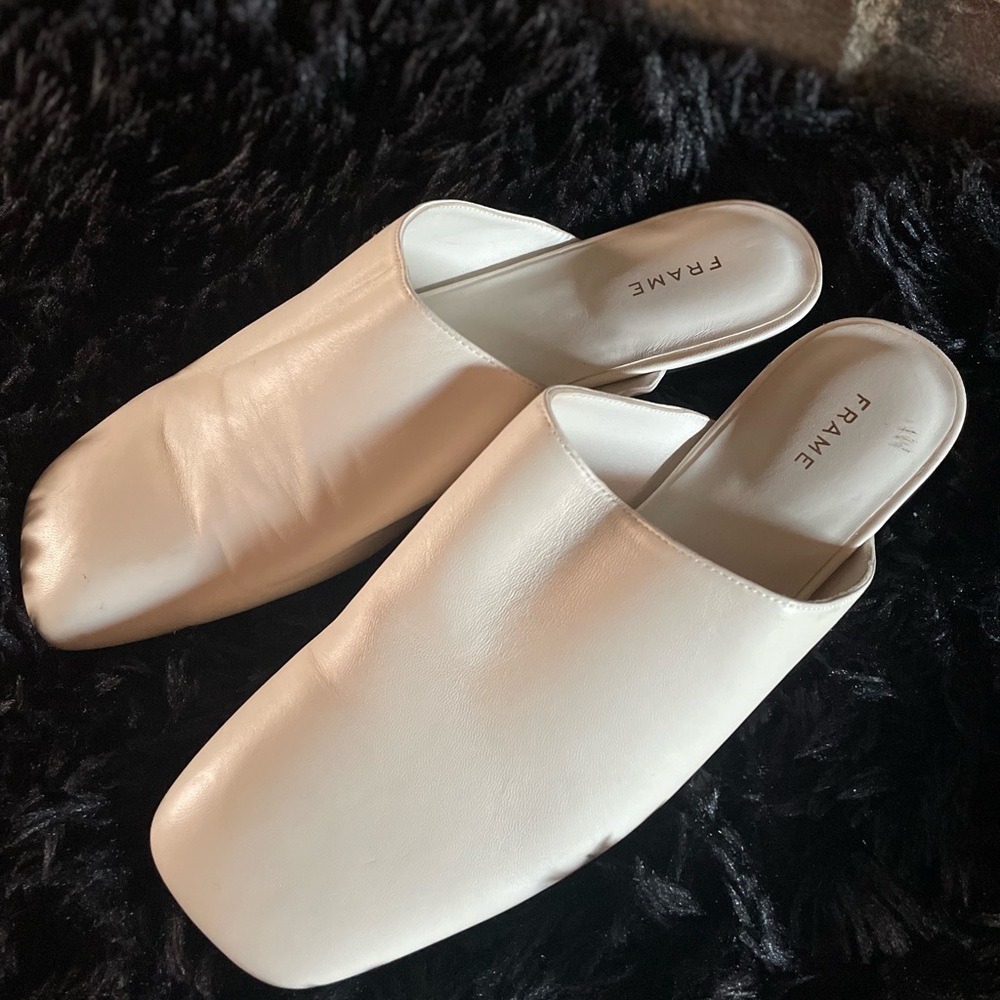 Frame La Ventura Leather Mule Slip Ons